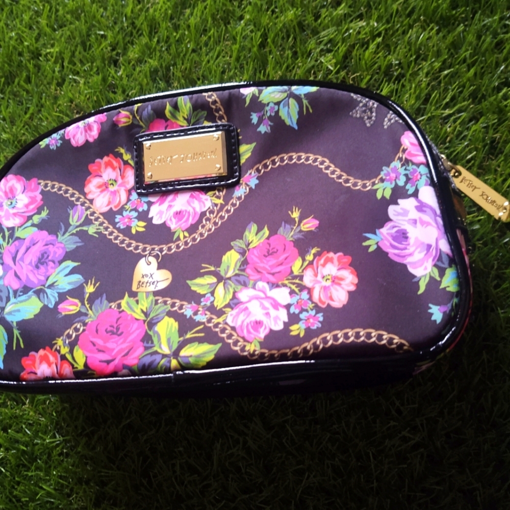 Betsey💋Johnson Floral🛍️ BaG~